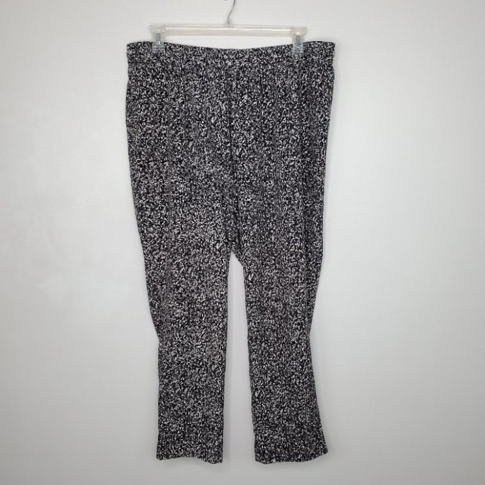 CJ Banks Black Gray White Pull-On Elastic Drawstring Pants With Pockets Size 2X